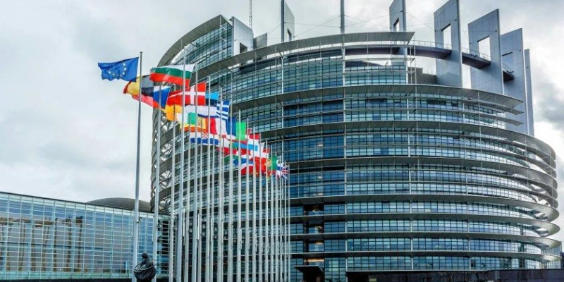Три партии влизат в Европарламента, ако изборите бяха днес