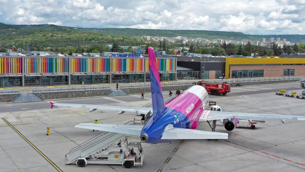 SunExpress подновява полетите си до летищата Бургас и Варна Новото