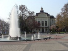 Провеждат благотворителна изложба за деца с увреждания