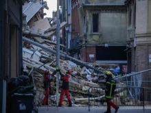 Четириетажна сграда се срути в центъра на Тулуза