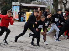 Над 120 деца се състезаваха в традиционния крос "Клокотница"