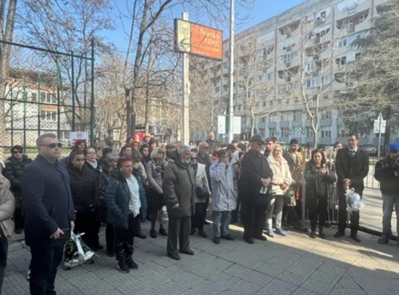 Десетки отбелязаха в Пловдив 81 години от спасяването на българските евреи