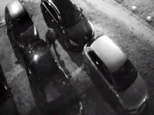 Съмнителен тип проверява за отключени коли в пловдивски район