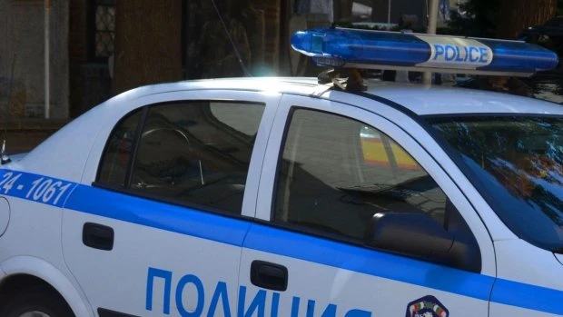 Мъж загина на място, след като се е блъснал с автомобила си в крайпътно дърво, край видинското село Антимово