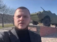 Предават съветска бронирана машина-паметник от постамента на ВСУ