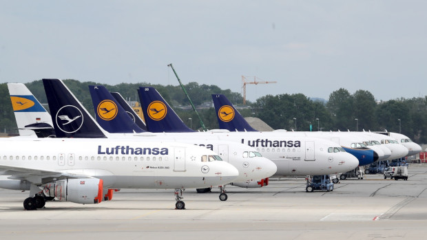 Десетки отменени полети заради стачка на кабинния екипаж на Lufthansa