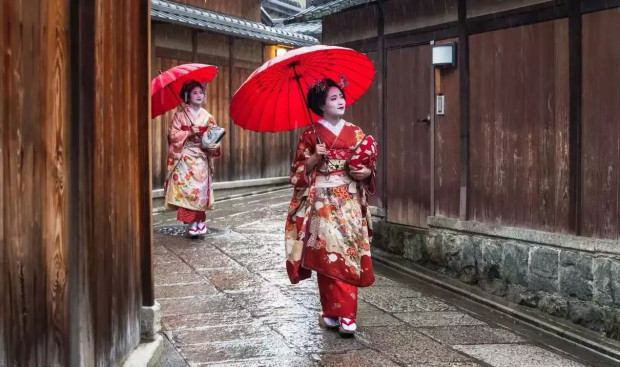 Древната столица на Япония Киото отдавна е популярна дестинация за