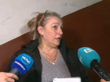 Майката на пребитата в Бобов дол не може да я убеди да пусне жалба