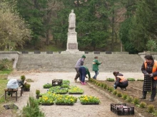 Спортисти ще чистят благоевградския парк "Ловен дом"