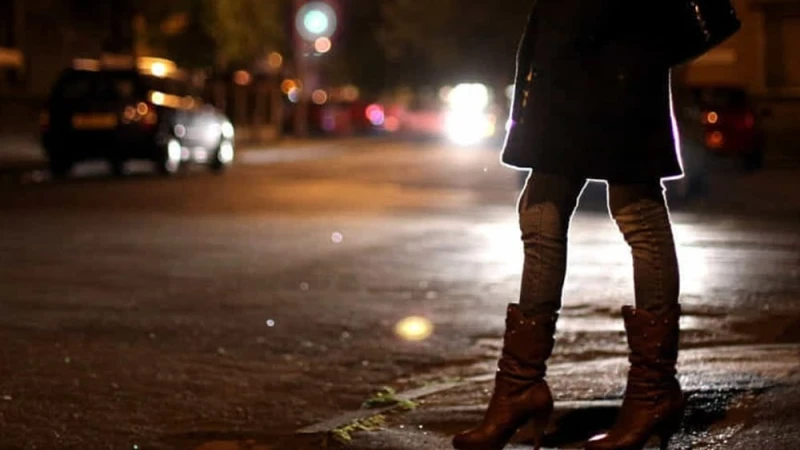 В Италия арестуваха 21 българи – принуждавали с бухалки момичета да проституират
