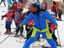 В Боровец стартира инициативата "Научи се да караш ски"