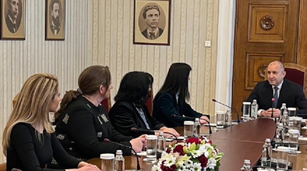 Радев връчва мандата на ГЕРБ-СДС