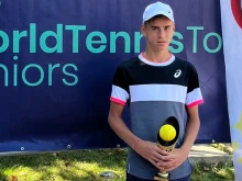 Двама българи са в Топ 8 на силен тенис турнир в Испания при 16-годишните