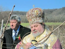 Великотърновският митрополит оглавява траурното заседание на Светия синод