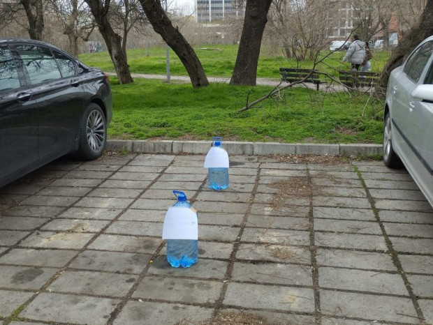 TD Пловдивчанка се възмути как се пазят паркоместа в града видя Plovdiv24 bg