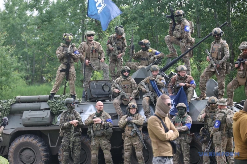 Воюващи за Украйна руски бойци дадоха час и половина на жителите на Белгородска и Курска област да се евакуират