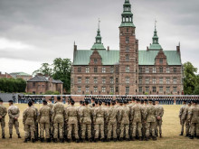 Дания засилва армията с набор на жени