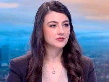 Лена блесна с бижу на световноизвестна марка за 5 000 лева