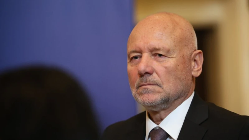 България дава 170 хил. лева за изпращането на БТР-те в Украйна