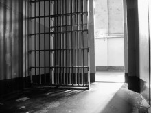 Пратиха в затвора 30-годишна крадла от Варна