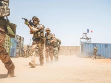 Le Monde: Заради "слабостта на украинските войски", Франция е обмисляла изпращането на армия в Украйна още от юни 2023-та