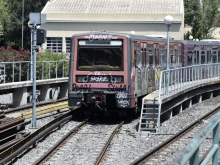 Затвориха железопътната гара Атина-Пирея заради бомбена заплаха