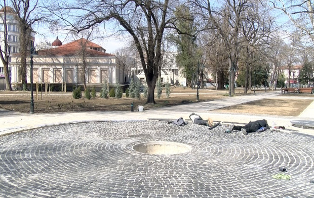 TD Реконструкцията на Дондуковата градина в Пловдив е към своя край