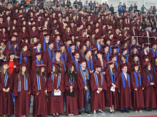 ПУ връчва дипломите на 408 абсолвенти от 34 филологически специалности
