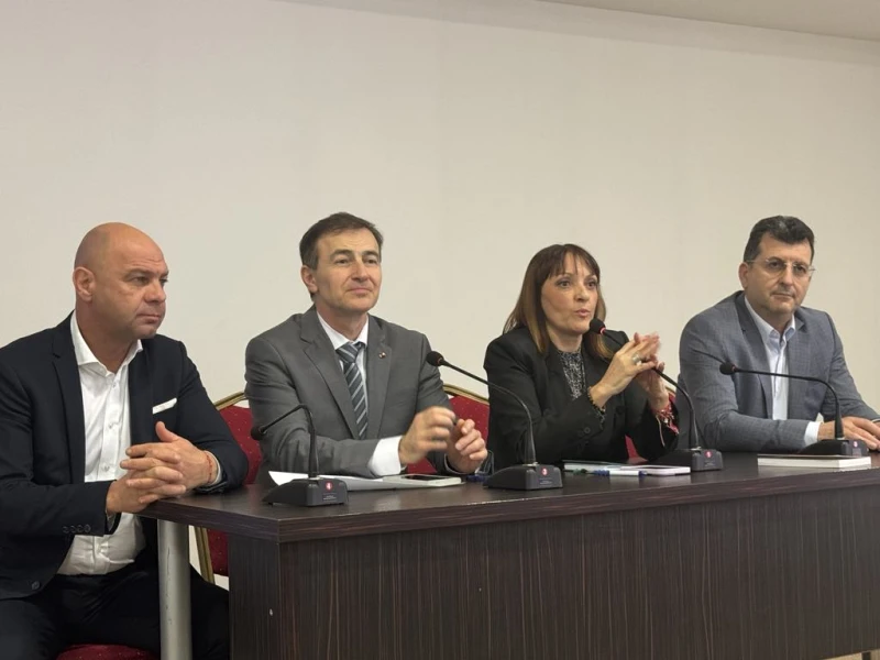 Евродепутати от ЕНП/ГЕРБ в Пловдив: Всяка жена трябва да бъде защитена от насилие