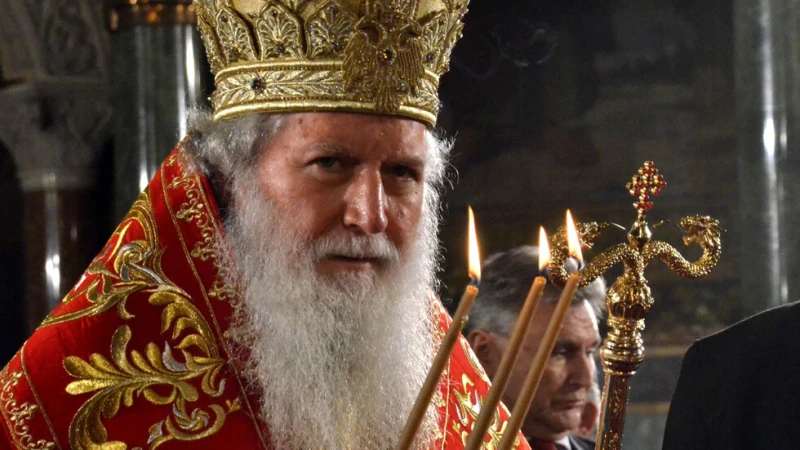 България се прощава с патриарх Неофит