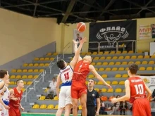 Байерн прегази Олимпиакос на старта на баскет турнира София къп
