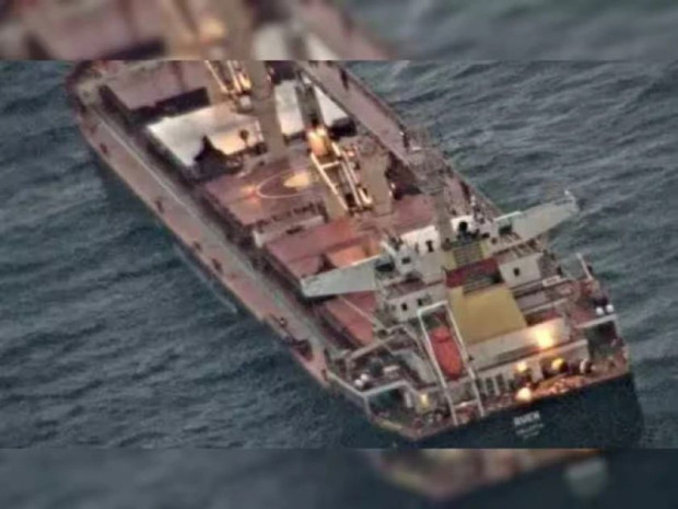 Преди три месеца сомалийски пирати отвлякоха плаващия под малтийски флаг
