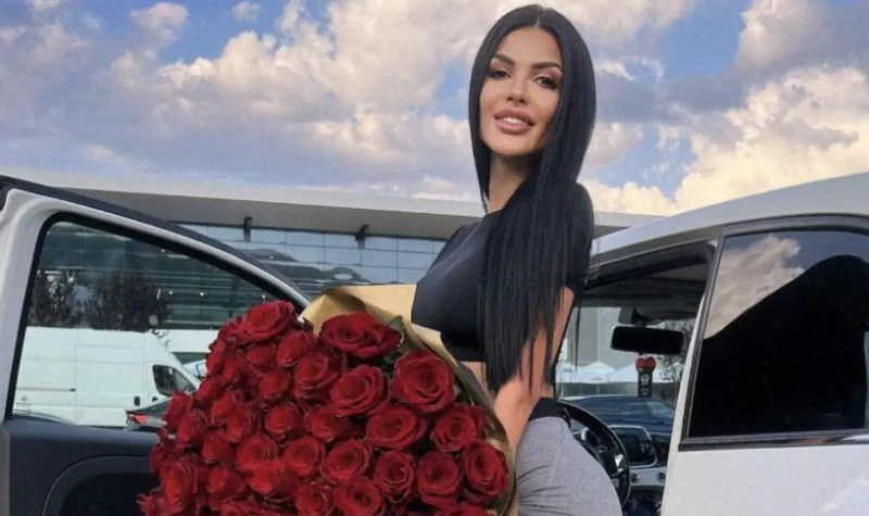 Появиха се снимки на Памела от "Ергенът" преди тунинга, била е красавица