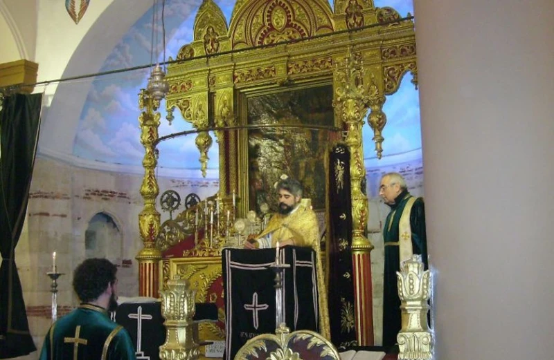 Русенски свещеник: Дядо Неофит позволи да поставим началото на традицията, да се поздравим по повод Възкресение Христово. Традиция, с която Русе се прослави