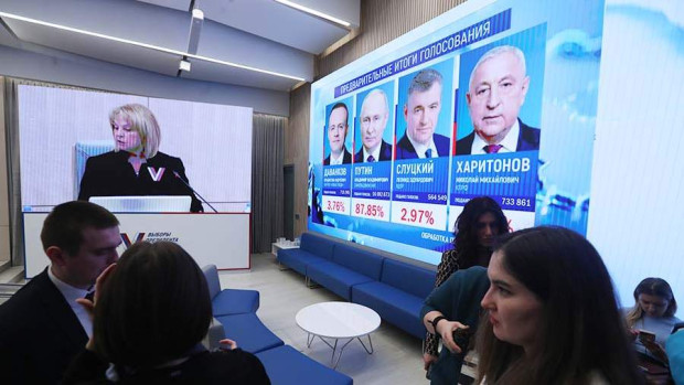 Владимир Путин води с 87 97 на изборите за президент на