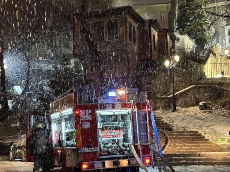 След пожара Община Пловдив се сети да застрахова Пампоровата къща