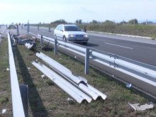 Внимание шофьори: Сменят мантинели по АМ "Тракия" в района на Пазарджик