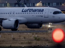 Самолет на Lufthansa за Дубай каца аварийно на Родос