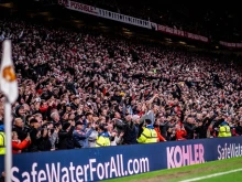 Фенове на Юнайтед са задържани след мача с Ливърпул за подвиквания за трагедията на "Хилзбъро"