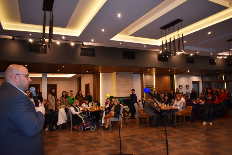 Кметът на Разград Добрин Добрев поздрави социалните работници и потребителите на социални услуги