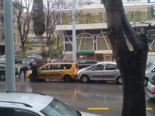 Верижна катастрофа в Стара Загора: Четири коли се удариха пред заведение