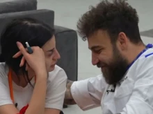 Любовните искри продължават да разпалват огъня на страстта в Hell's Kitchen