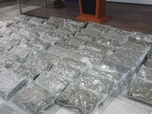Близо 70 кг марихуана са намерени в тежкотоварна композиция на АМ "Тракия", има задържани
