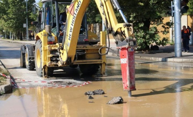 TD Планови ремонт на магистрален водопровод по бул Руски от  №1