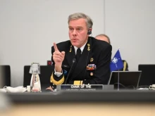 Адмирал Роб Бауер оглави първата военна делегация на НАТО в Киев