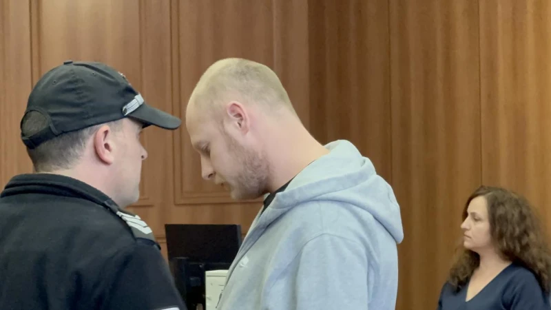 Доведоха Рангел Бизюрев в Окръжен съд Пловдив
