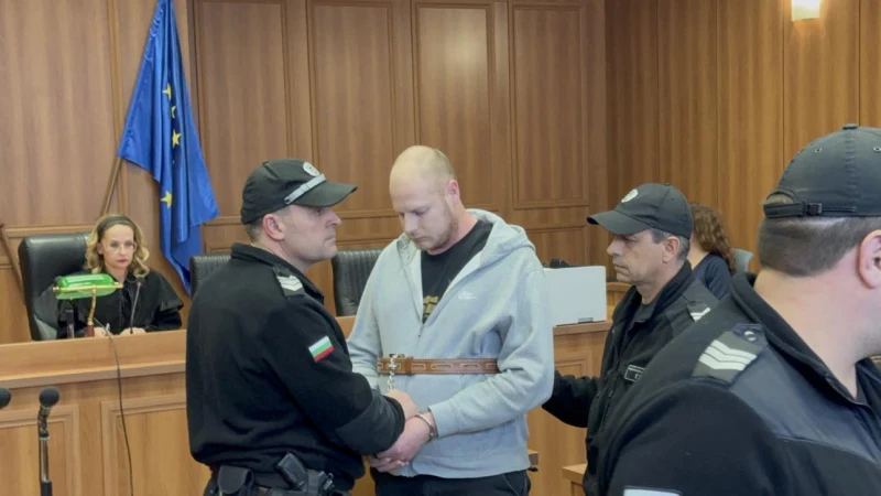 Бизюрев призна за 4 удара в тялото на Митко, но отрича да го е удрял в лицето