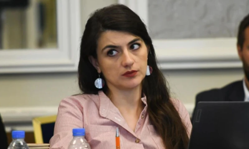 Лена Бориславова: Утре се готви още един ход от ГЕРБ, надявам се да не бъде извършен