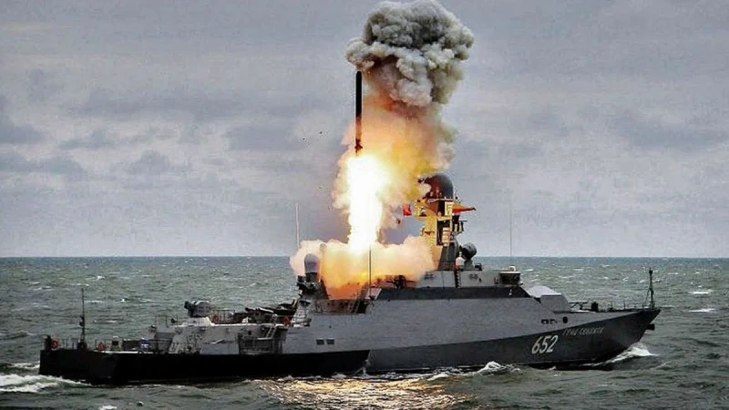 За първи път от месец: Русия изведе на бойно дежурство в Черно море кораби с "Калибър"