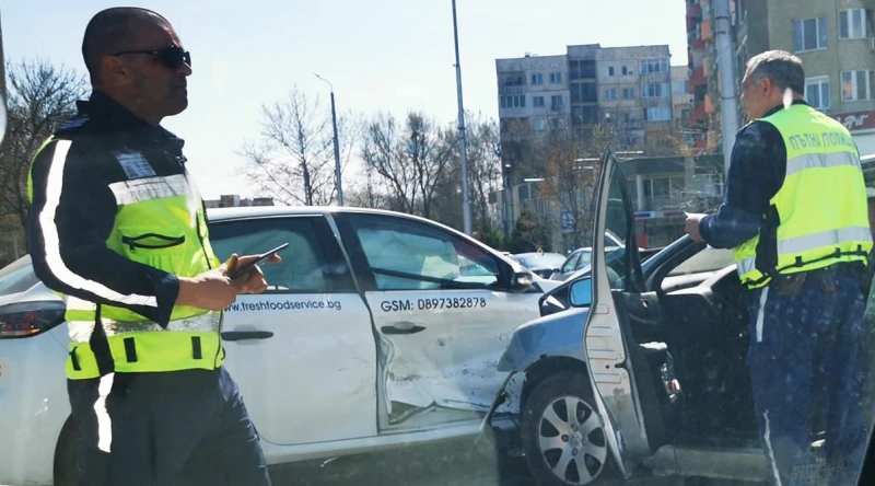 Втора катастрофа в пловдивския район "Тракия" днес, полиция регулира движението